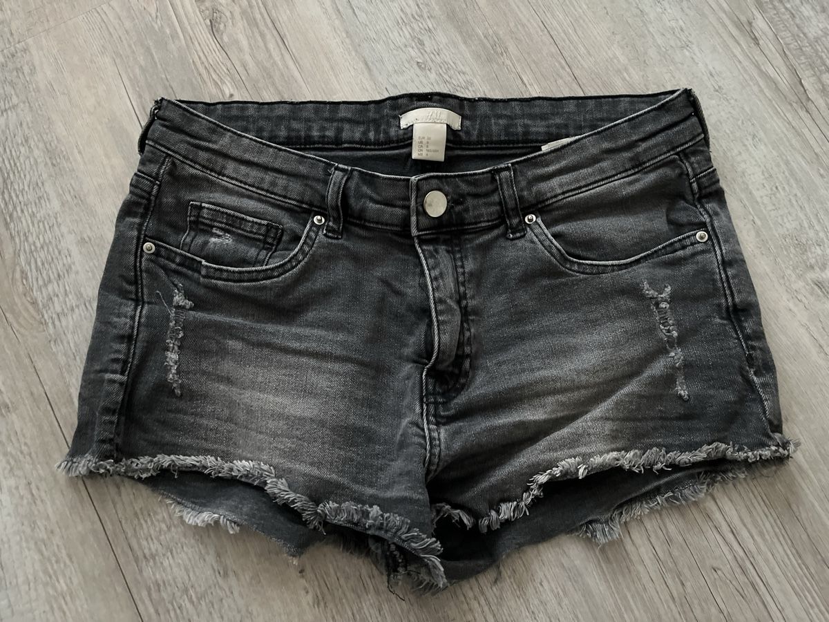 Mango Lotti & Set di vestiti: Jeans Shorts & Stoff Shorts – Usato da Muhen venduto da cor_6fyh 1