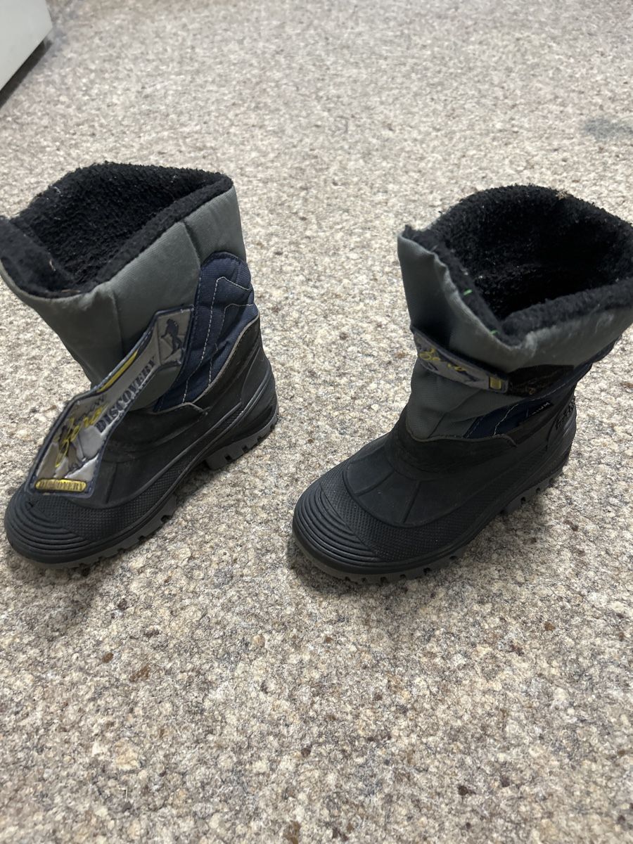 Scarpe per ragazzi: Winterstiefel Winterschuhe Gr. 31 – Usato da Esslingen venduto da Tksales 1