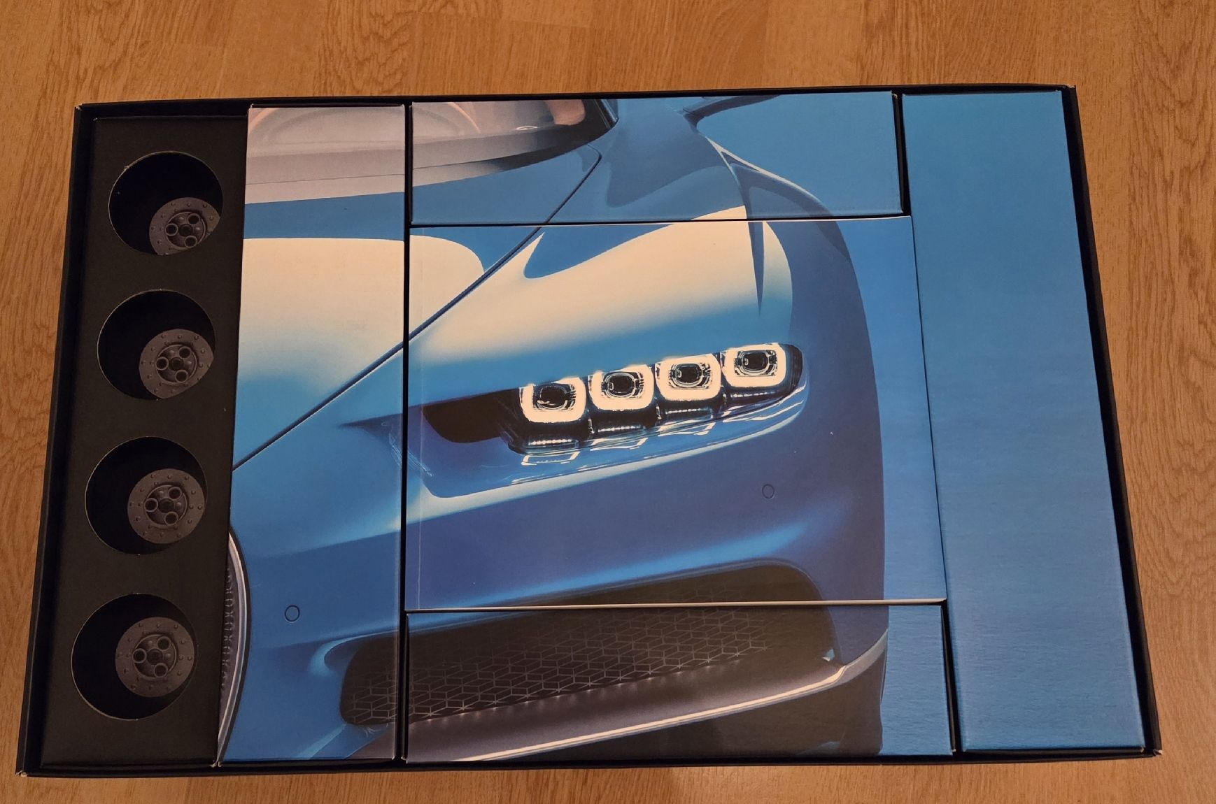 Lego Kit di costruzioni: Lego Technic Bugatti Chiron 42083 - Top Zustand! – Nuovo (secondo la descrizione) da Safnern venduto da giselleb86 1