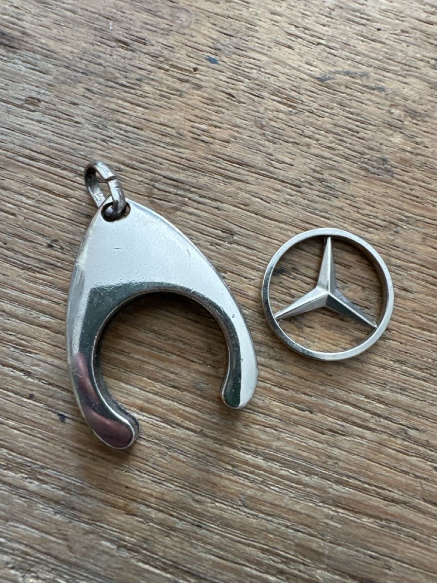 Mercedes-Benz Tutti i ricambio: Mercedes Stern original – Usato da Trüllikon venduto da angela4444 1