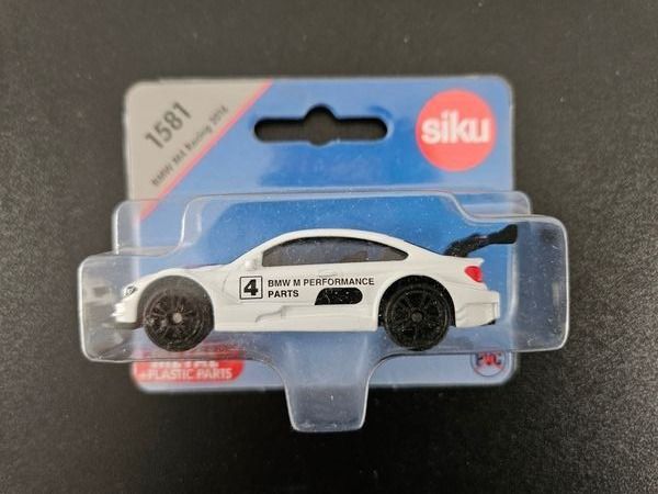 Siku Giocattoli: Neu - Siku - 1581 - BMW M4 Racing – Nuovo e nell'imballaggio originale da Dagmersellen venduto da Jarsetz_Restposten