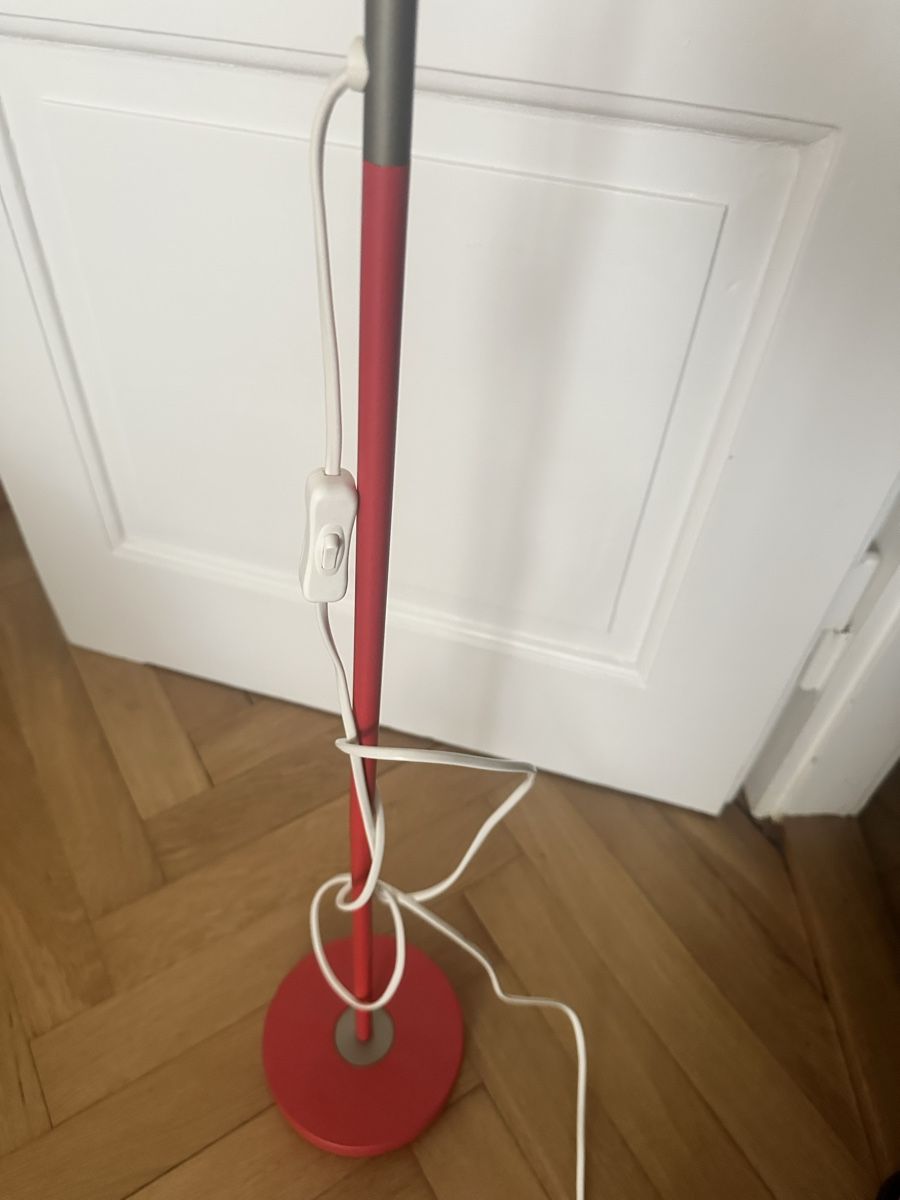 Ikea Lampes: Stehlampe rot – D'occasion à Basel par ilc_y6hf 2