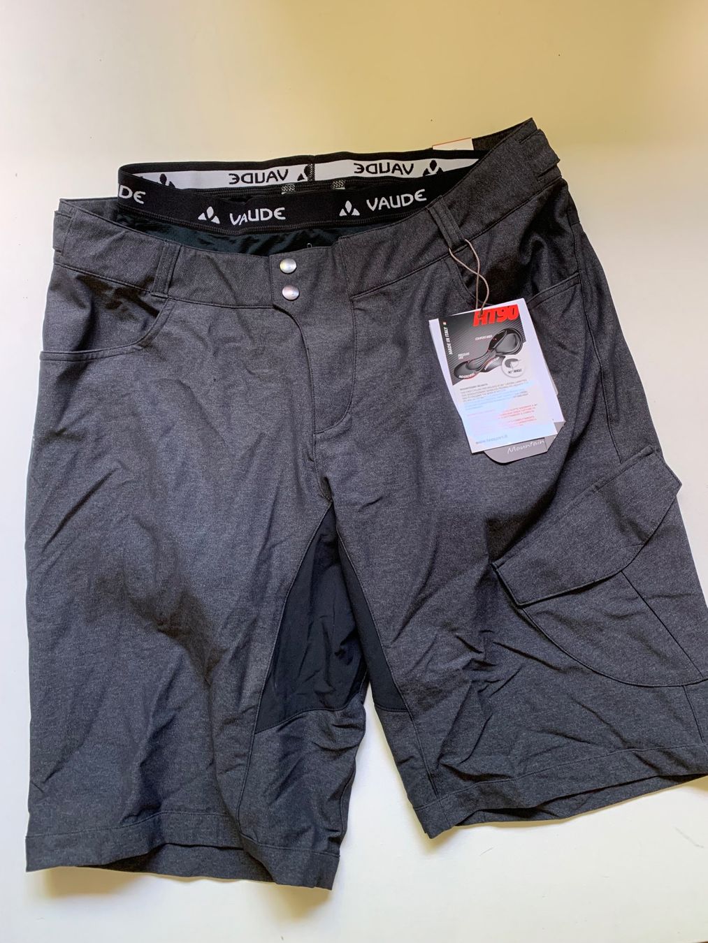 Vaude Hosen: Bikeshorts Damen von Vaude Gr.44 – Neu und originalverpackt aus Rudolfstetten von medium02
