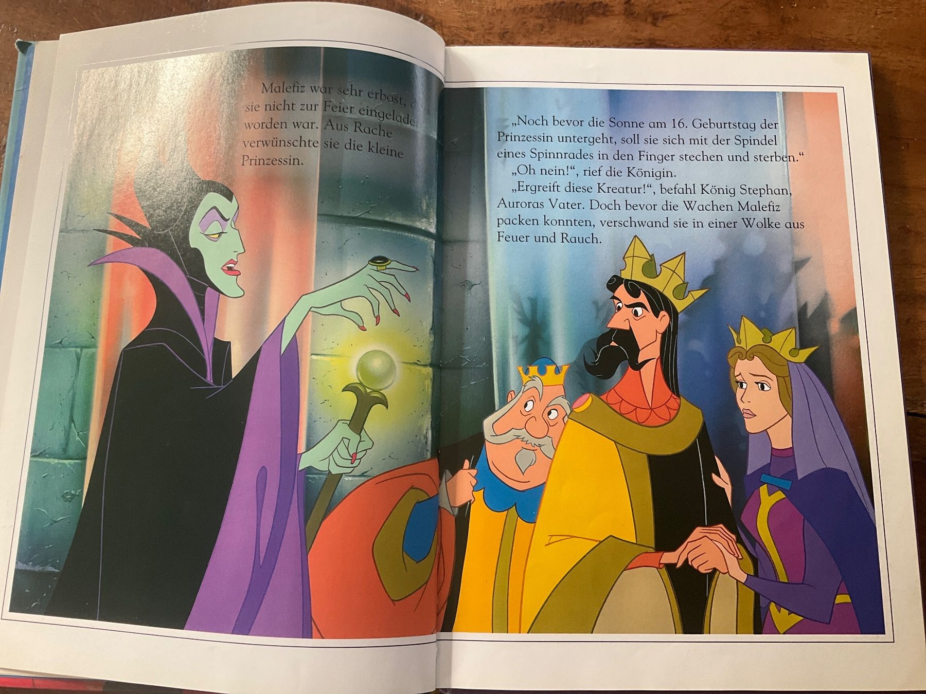 Livres: Disney Dornröschen 2007 – D'occasion à Avenches par Lactobacille 2