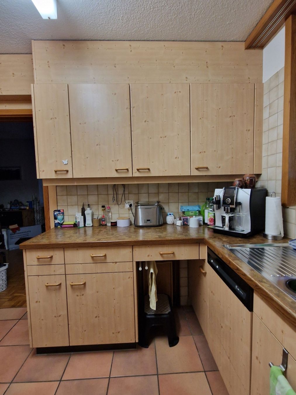 Gebrauchte Küche aus Holz, mit Geräten, günstig abzugeben! (Gebraucht) in Weinfelden für CHF 1 – nur Abholung auf Ricardo kaufen