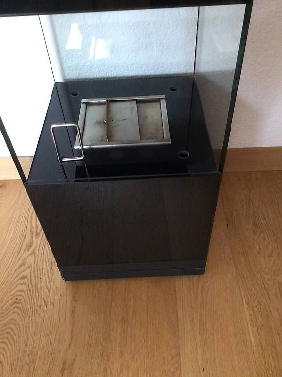 Commodes: Moderne mobile Kamin – D'occasion à Termen par viva63 1