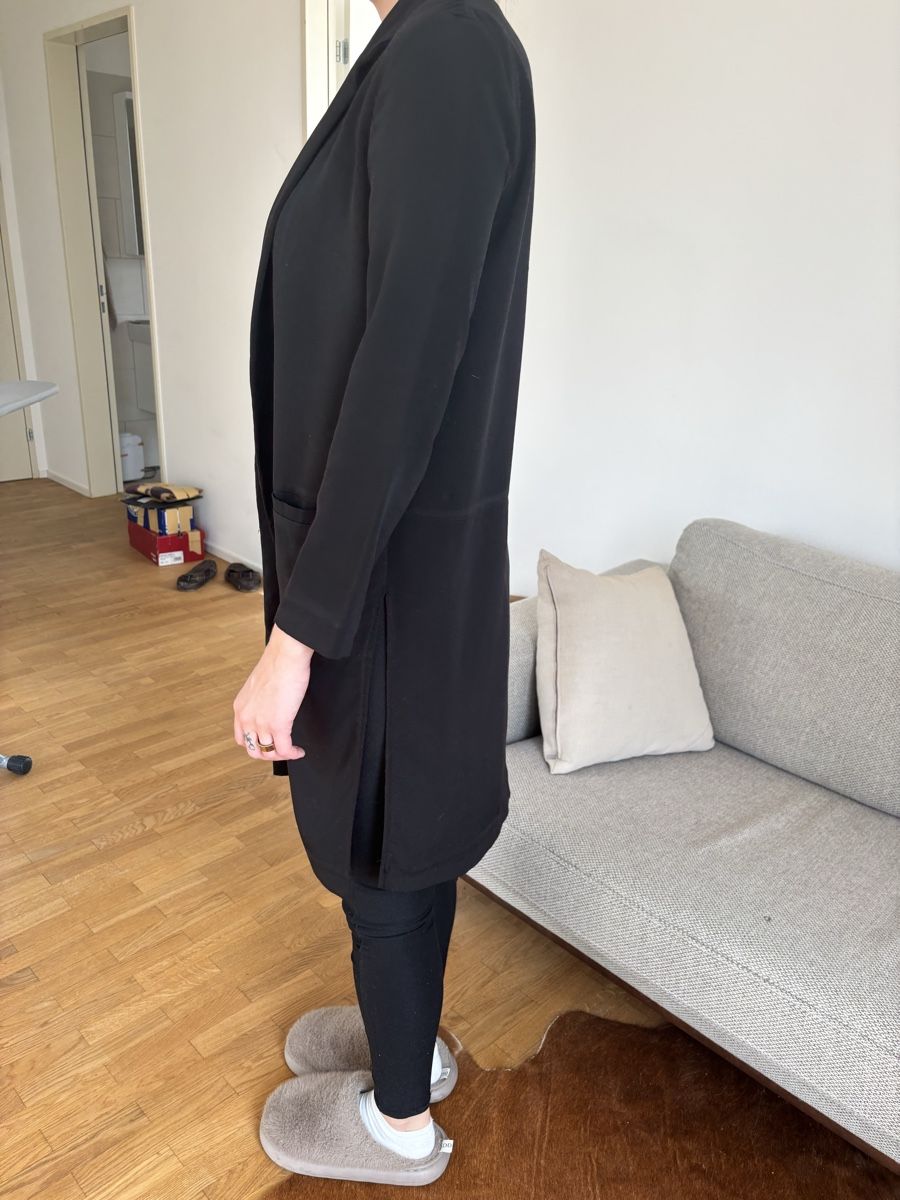 H&M Completi & Tailleur: Blazer long noir H&M – Usato da Zürich venduto da mps_9cp7 1