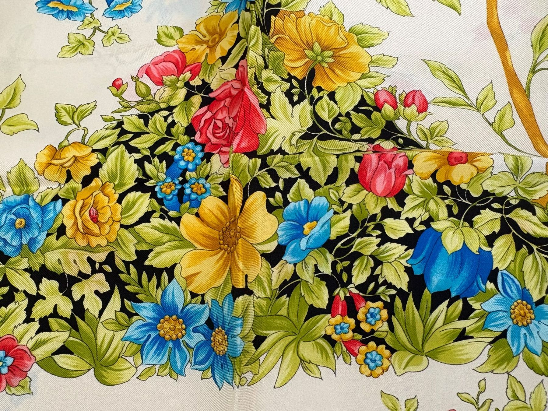 Versace Foulard & Sciarpe: Gianni Versace Foulard – Usato da Muri b. Bern venduto da kel_gl8w 5
