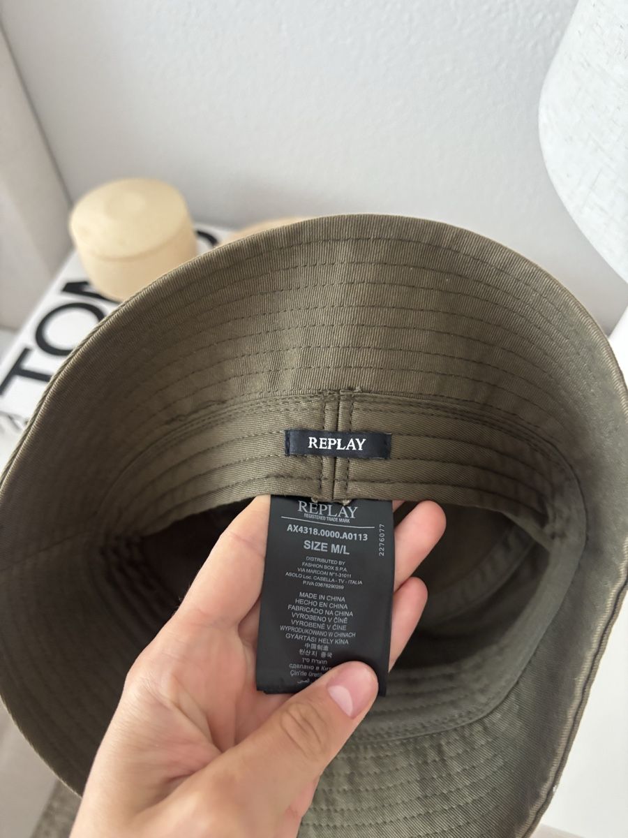 Hüte, Mützen & Caps: Replay Bucket Hat Olive Colour NP: 65.-  – Neu (gemäss Beschreibung) aus Horgen von lme_8kj7 2