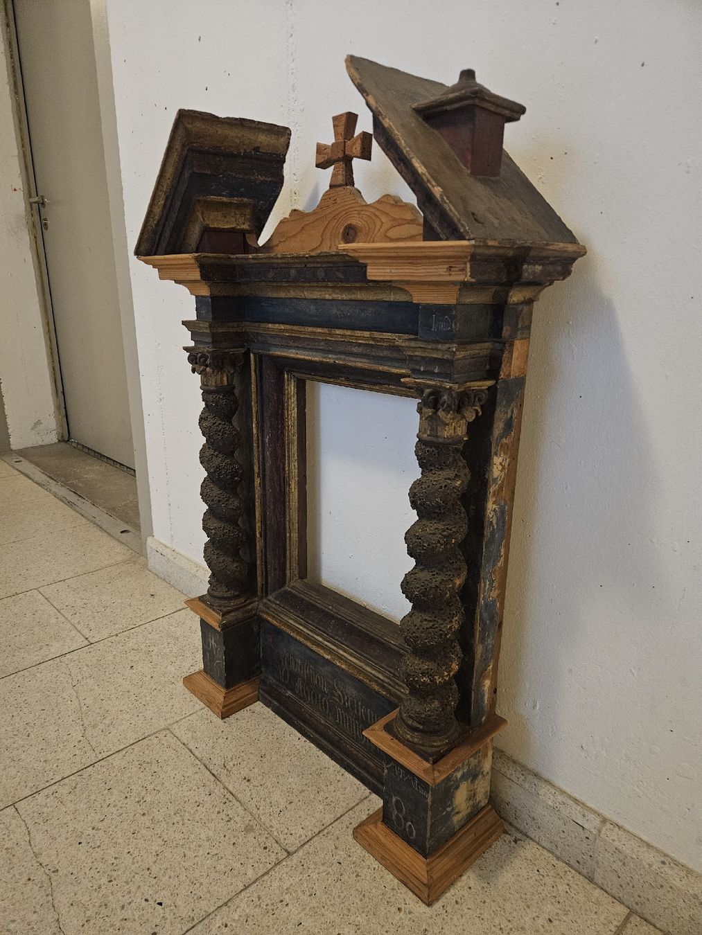 Skulpturen & Statuen: gemälde skulptur 1680 appenzell – Defekt aus Schwellbrunn von Omega-alpha 6