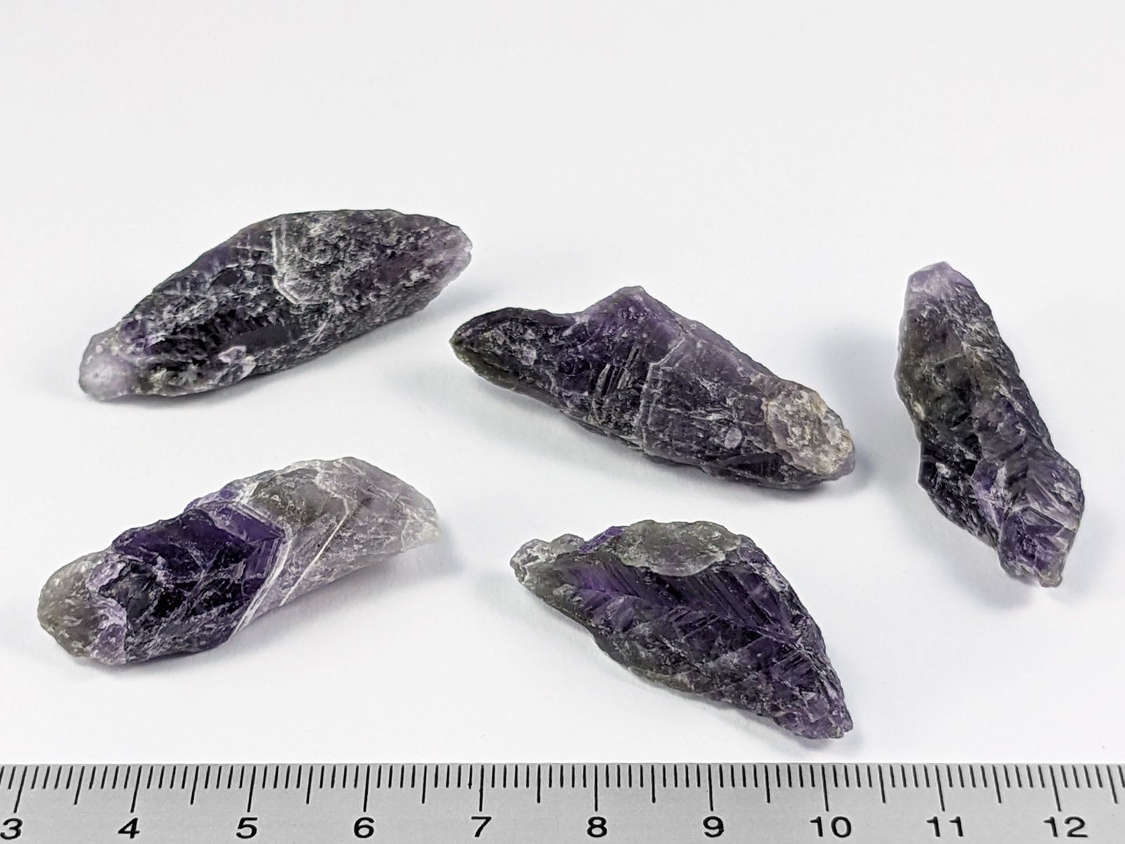 Minerali & Pietre curative: Amethyst Spitzen 36 bis 42mm, 5Stk. – Nuovo e nell'imballaggio originale da Meilen venduto da StoneGarden