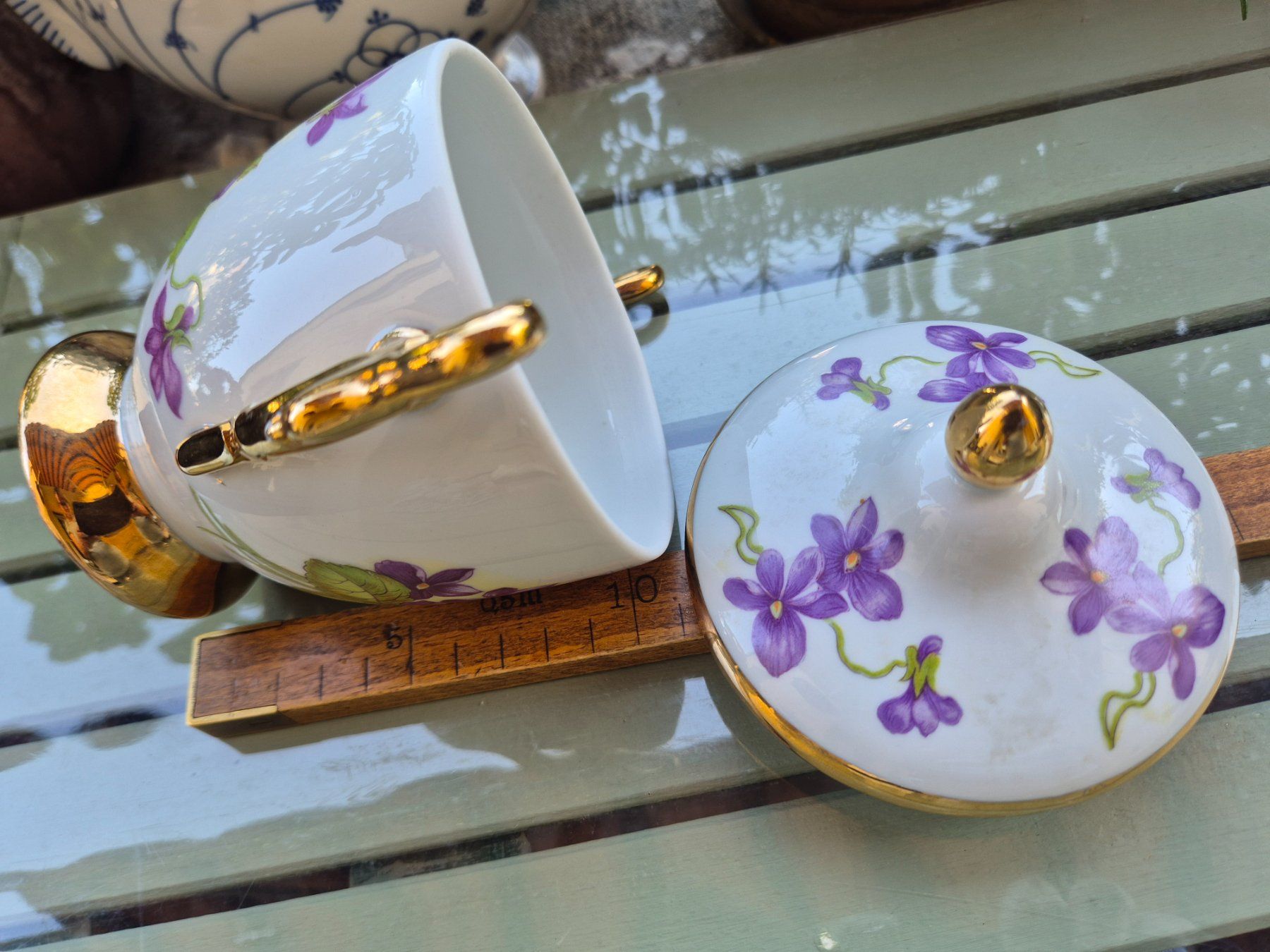 Zuccheriere: Zuckerdose mit Deckel, Limoges, Weilchen Goldrand – Usato da Bern venduto da aronari 6