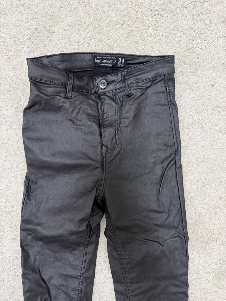 Pantalons: Hose  – D'occasion à Bolligen par arg_v256