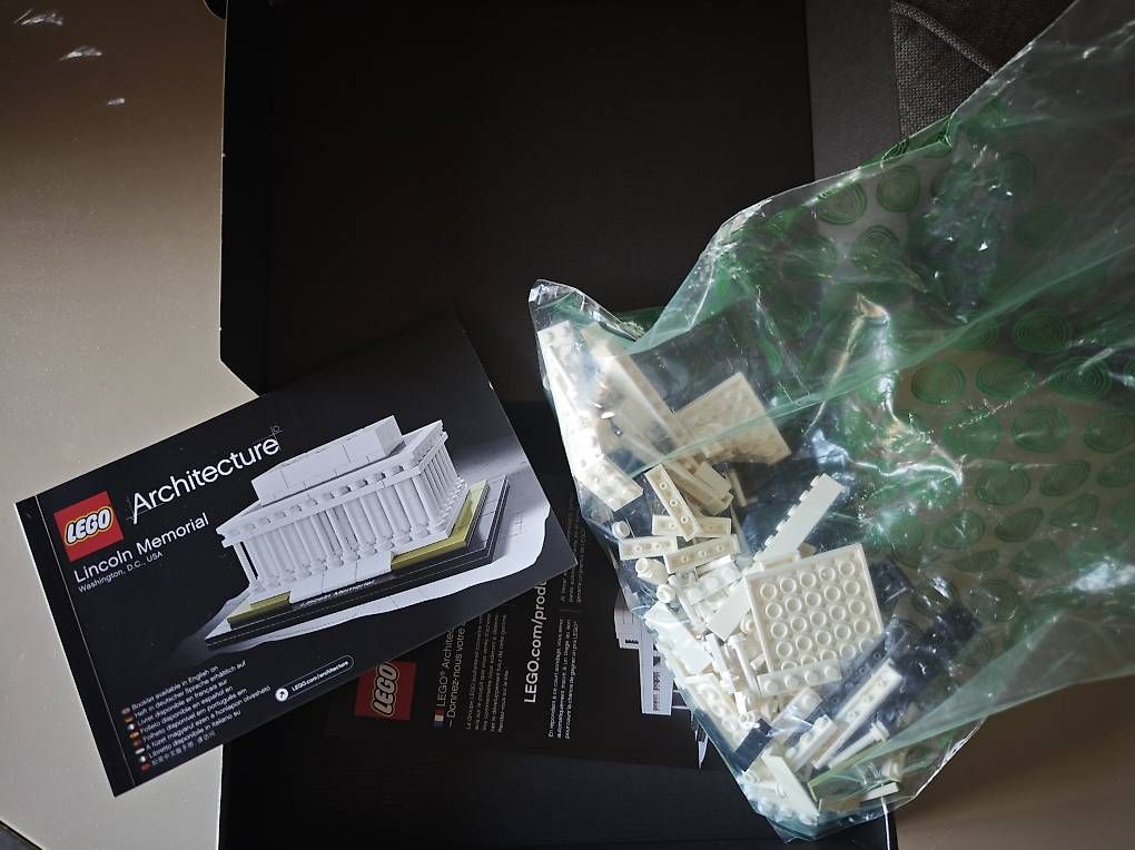 Lego Kit di costruzioni: Lego Architecture 21022 Lincoln Memorial – Usato da Breganzona venduto da kik_kz8d 1