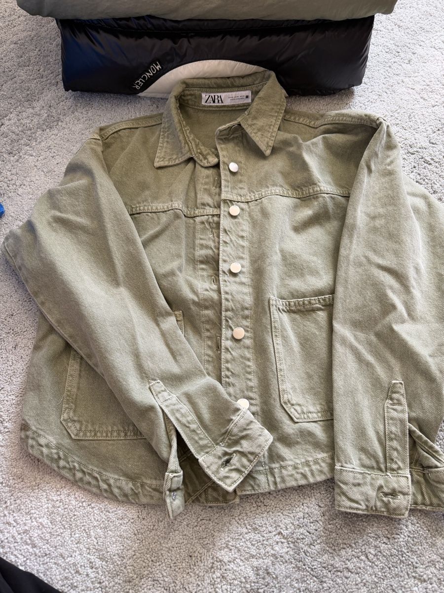 Zara Giacche: Zara Jacket Khaki Size XS good Condition – Usato da Männedorf venduto da sop_my77