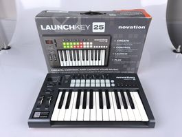 NOVATION Launchkey 25 MK1 MIDI-Keyboard (Ohne Kabel)