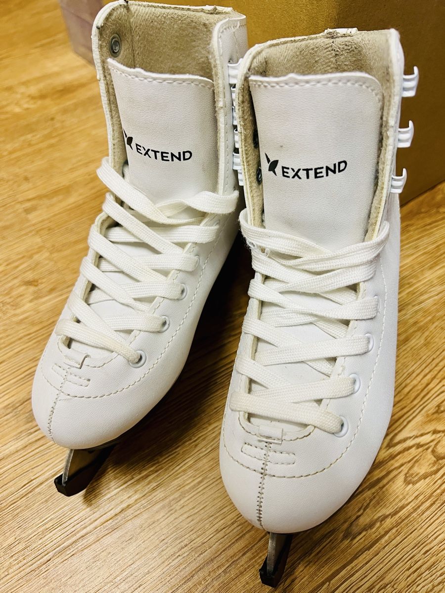 Pattini da ghiaccio: Eislaufschuhe Mädchen Extend Snow White, Gr. 33/34 – Usato da Windlach venduto da Demueller1