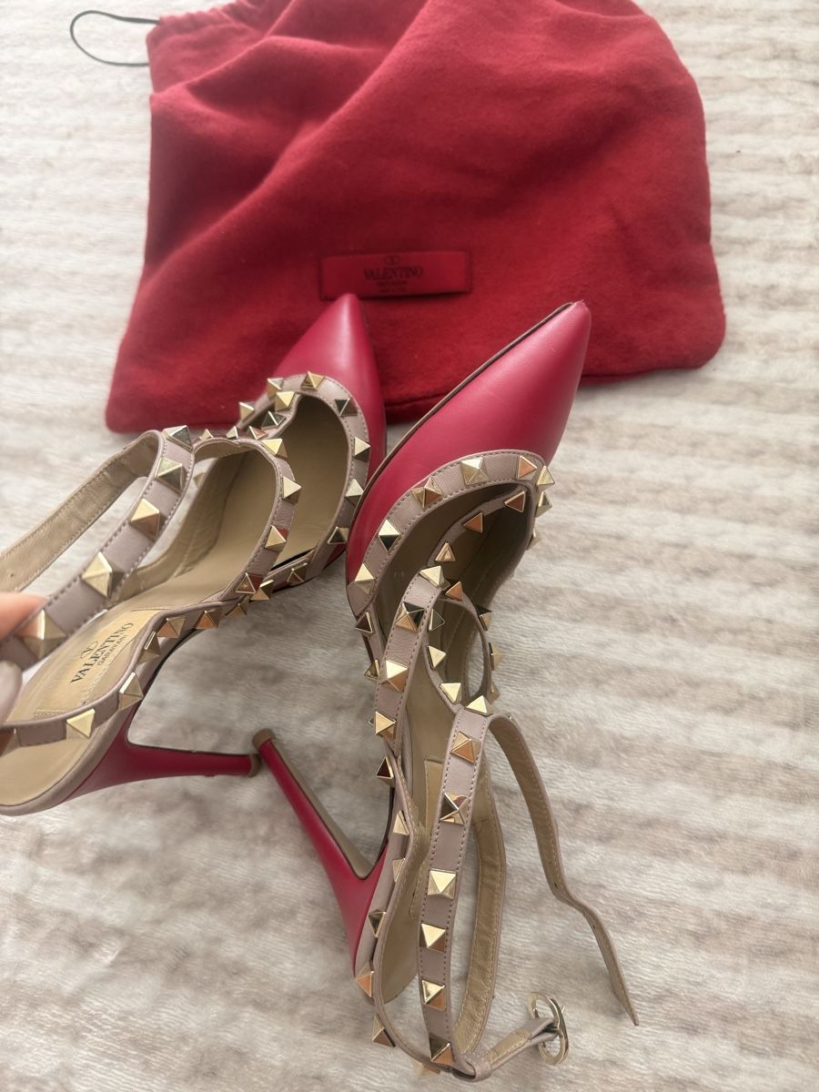 Valentino Damenschuhe: Valentino Rockstud  Grosse 36/5 – Gebraucht aus Bassersdorf von MisR01