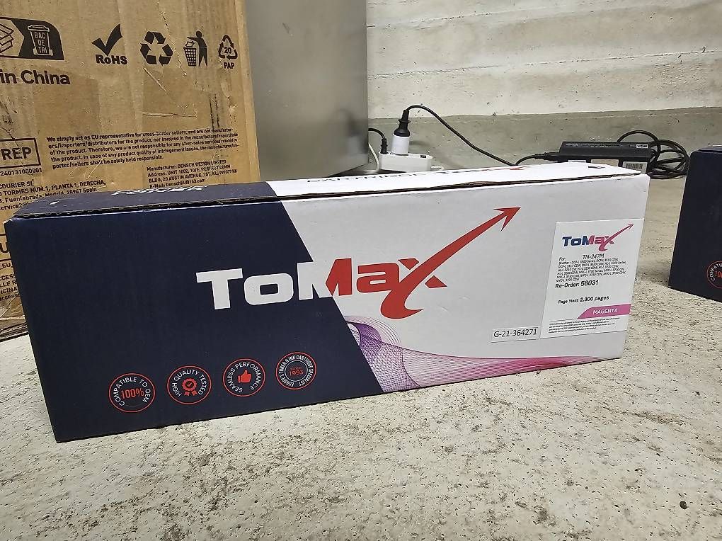 Cartucce per stampanti & toner: Tomax (TN-241M & TN-247Y) – Usato da Au ZH venduto da PaintingAuction 1