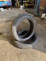 Gomme moto 