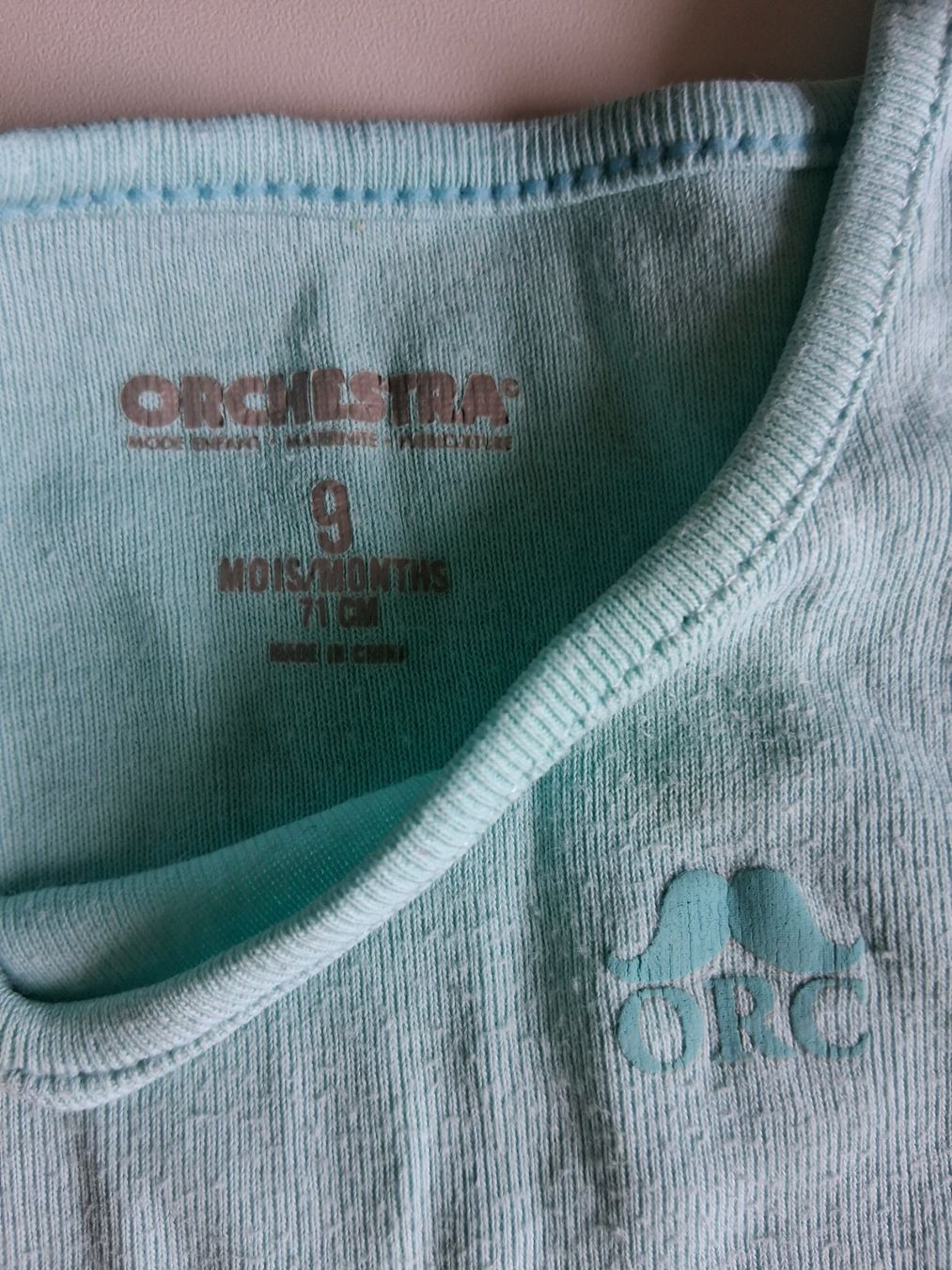 Lotti & Set di vestiti: Lot de 2 bodies, taille 71 – Usato da St-Légier-Chiésaz venduto da dma_699g 1