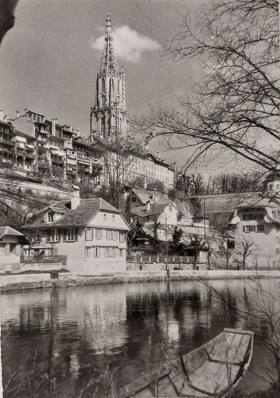 Cartoline postali: BERN - Aare mit Münster – Usato da Delémont venduto da Domdom1