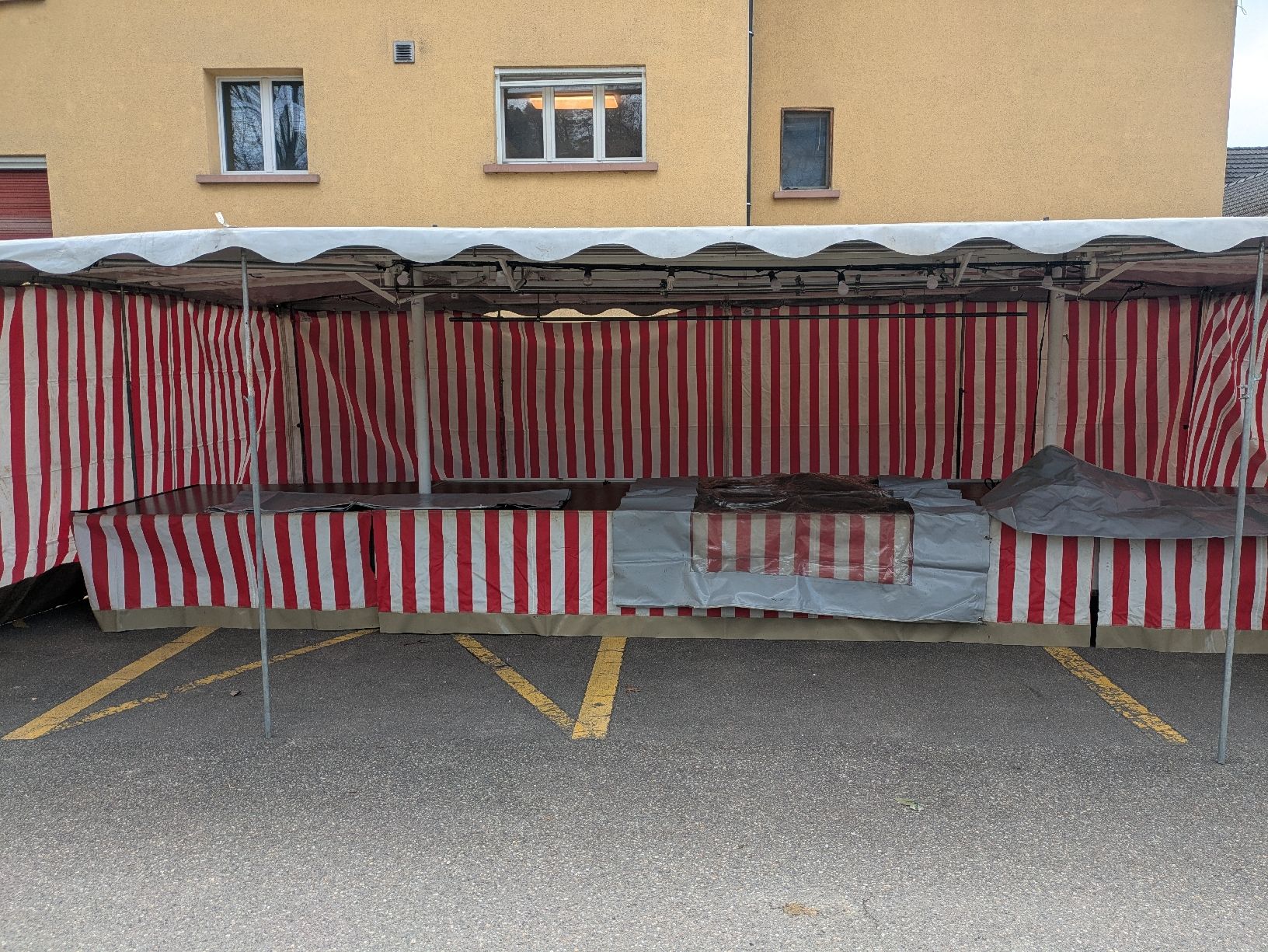Rimorchi: Verkaufsanhänger Marktanhänger – Usato da Albligen venduto da pengeel 5
