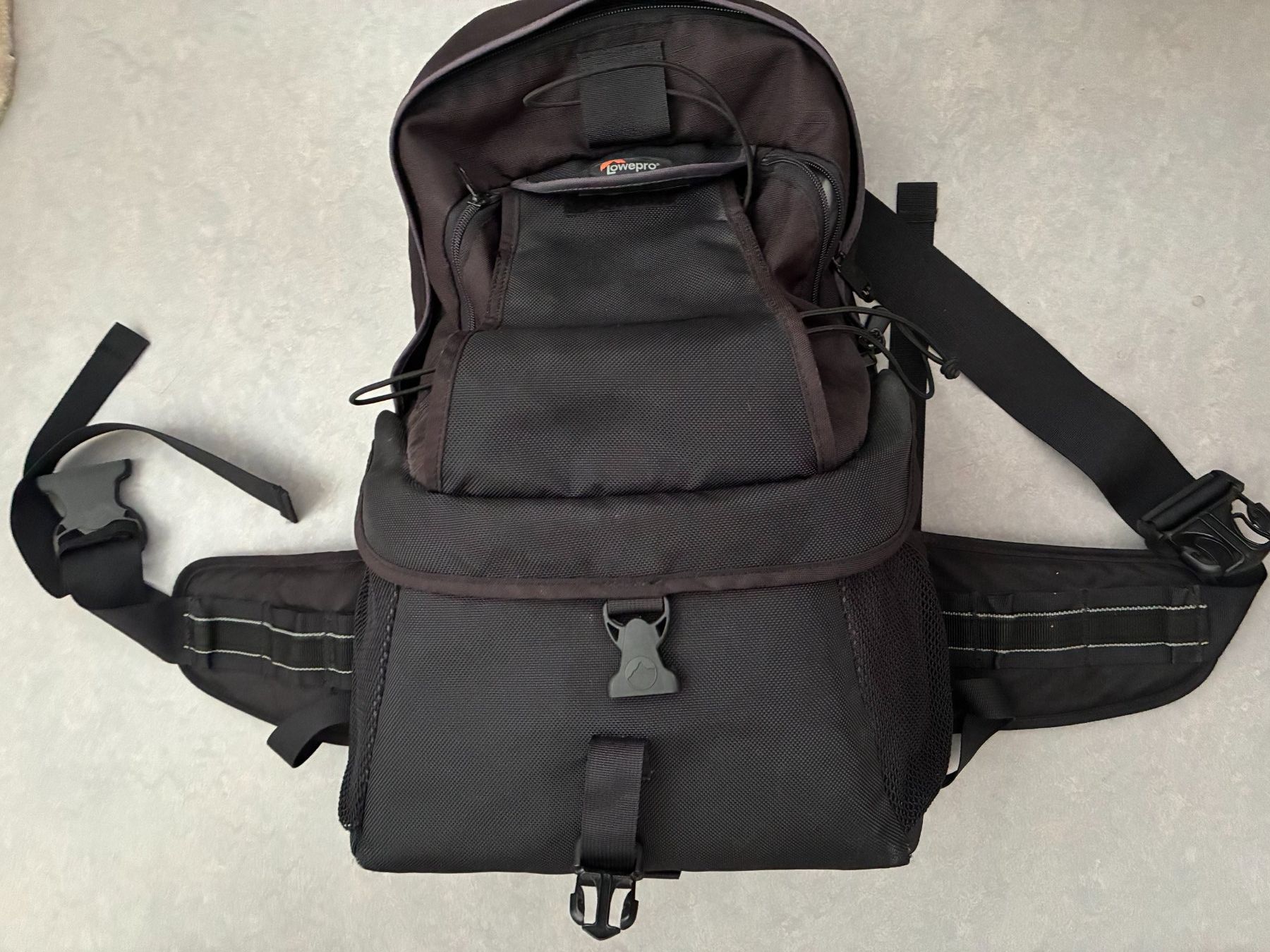 Lowepro Sacs à dos: Lowepro Fotorucksack – D'occasion à Watt par alice50