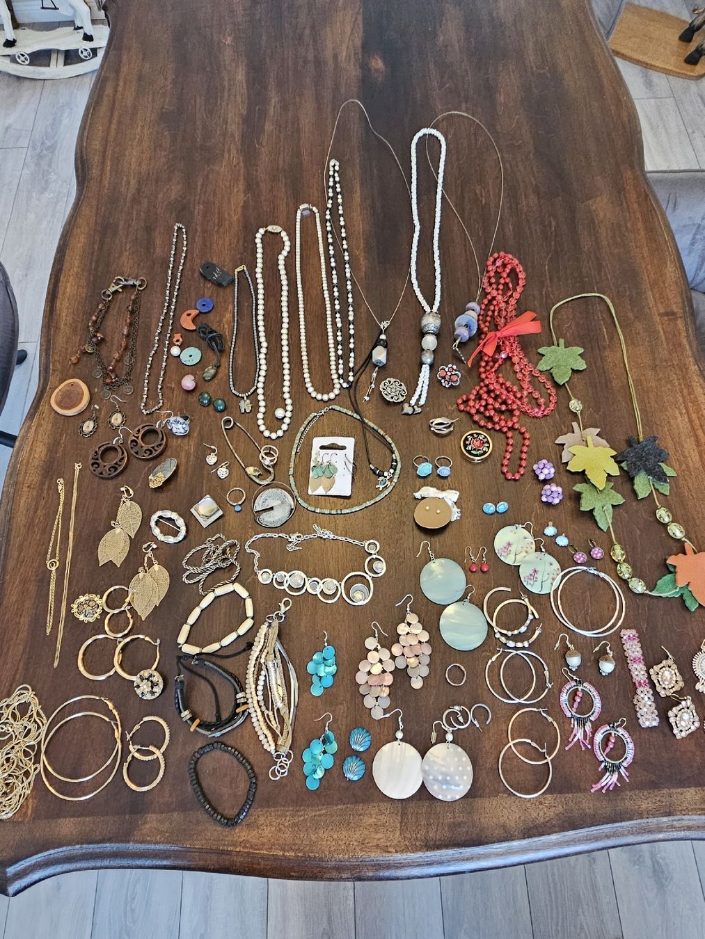 Sonstiger Schmuck: Schmuck Lot über 100 Teile – Gebraucht aus Mühlethurnen von Zauberfee3