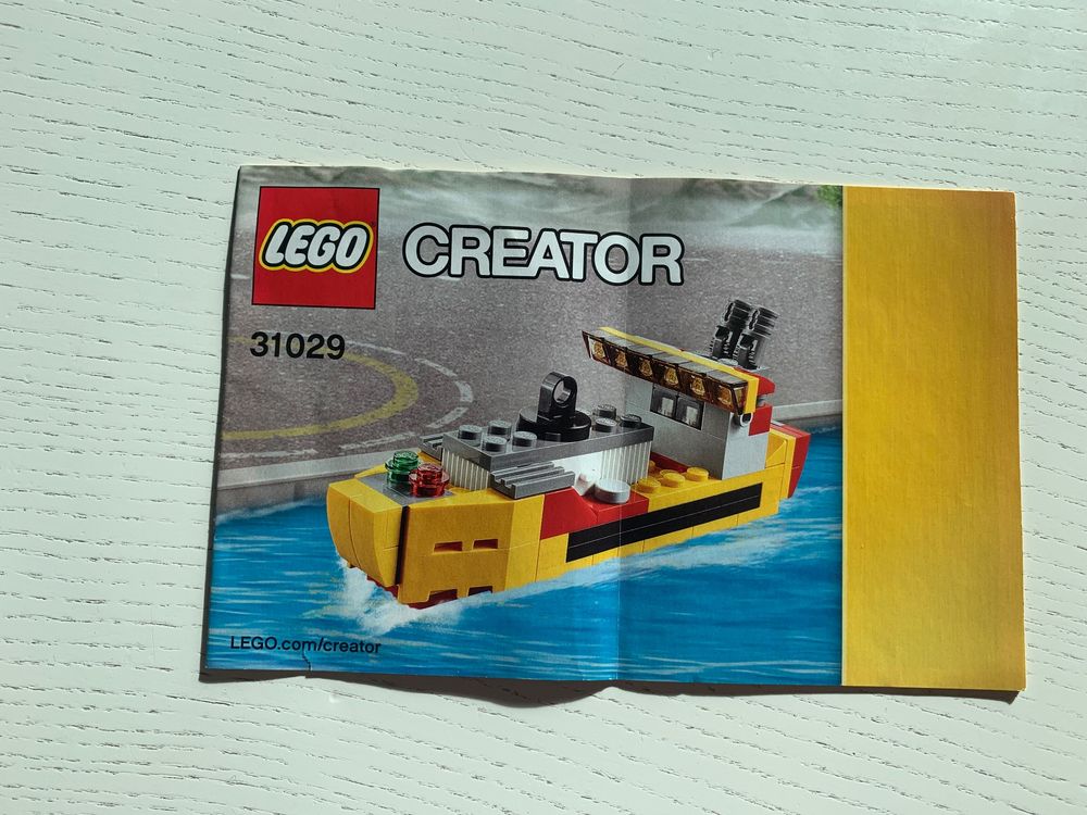 Opening And Assembling Lego Creator 3in1 Set 31029 Cargo Heli Build 1