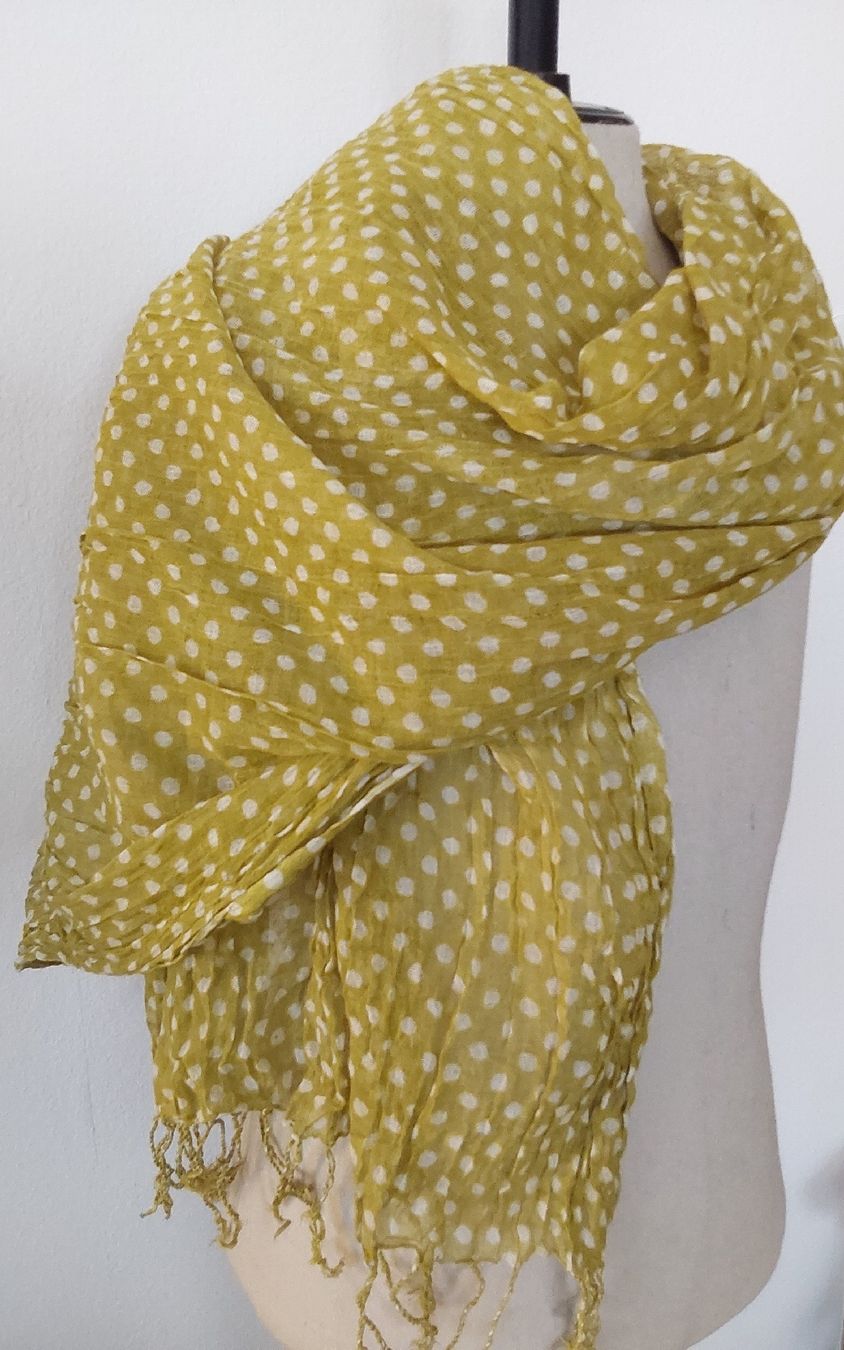 Foulards & écharpes: Schal oliv mit Leinen – Neuf (Voir description) à Köniz par scopello12