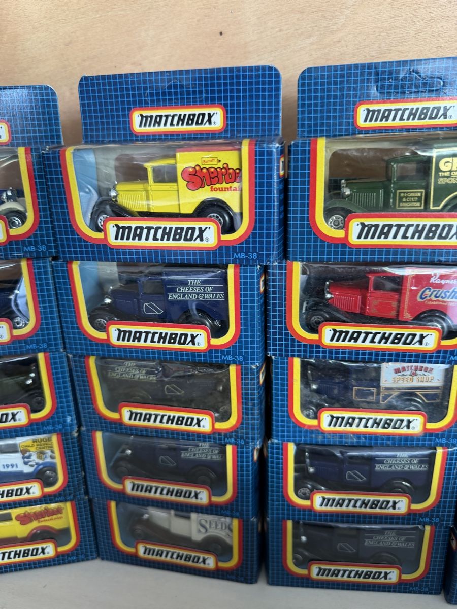 Matchbox Voitures modèles: Boite Matchbox Ford Model A MB-38 1983 neuve – D'occasion à Evionnaz par eriba430 4