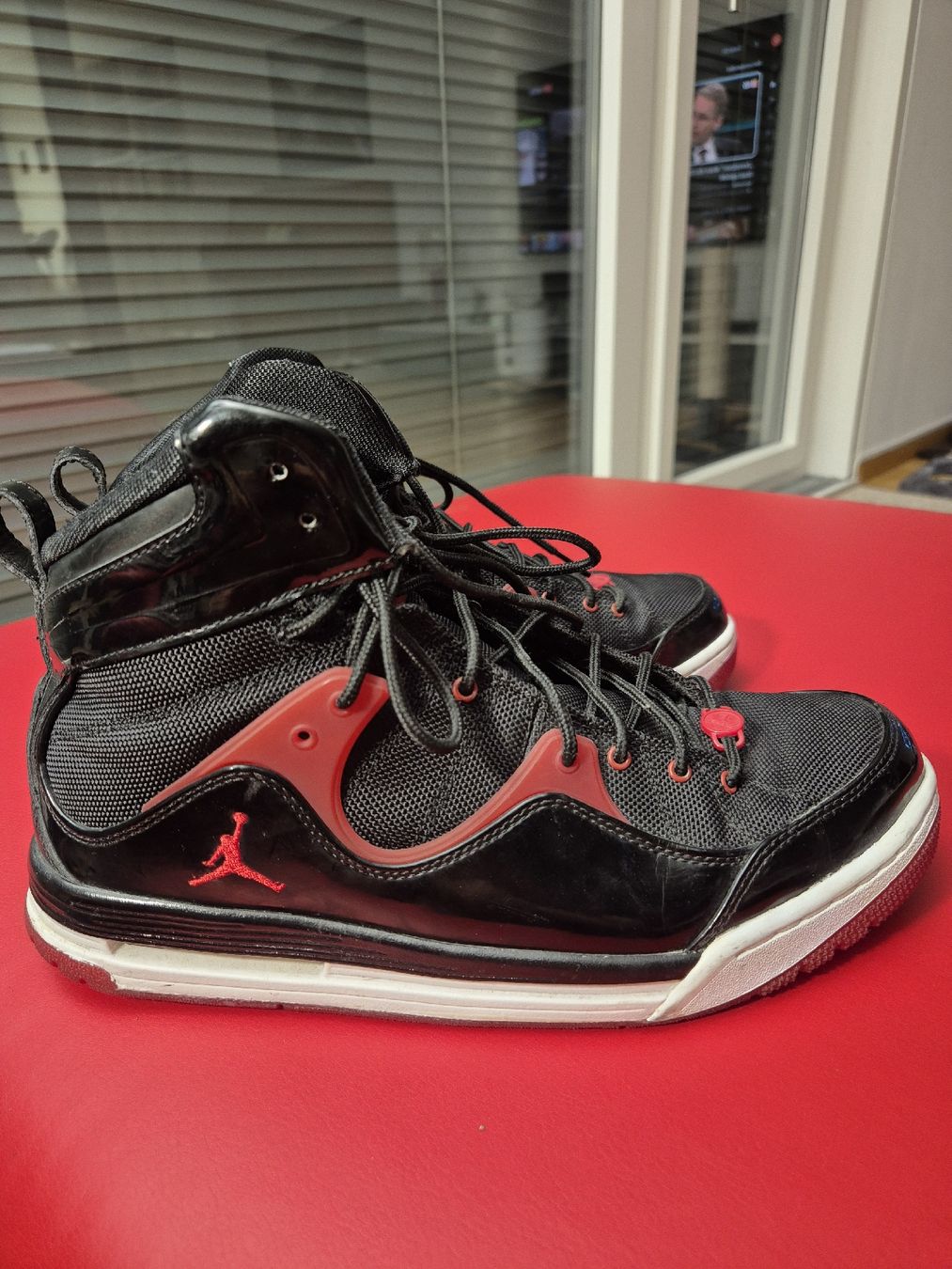 Jordan Herrenschuhe: Air Jordan Flight TR 97 Black Gym Red – Gebraucht aus Obfelden von _Alicja_ 2