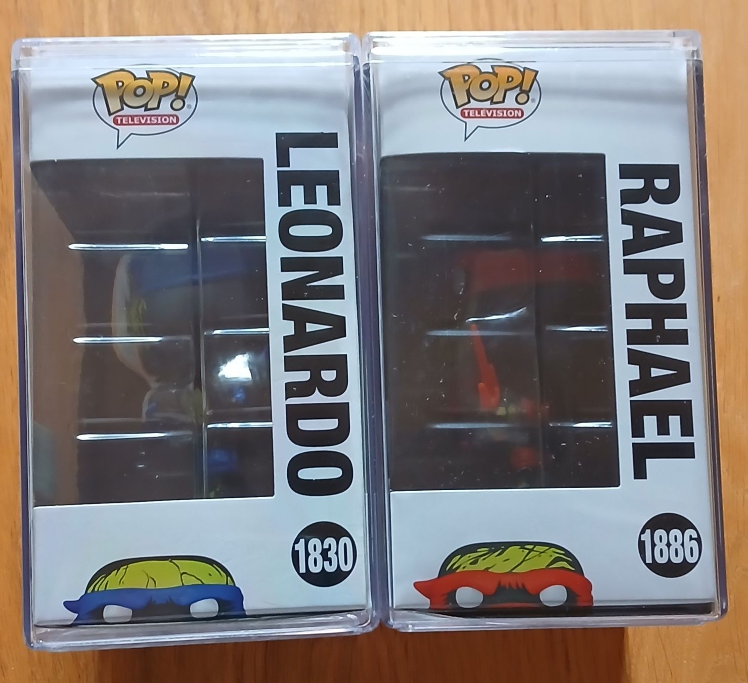 Funko Statuette: Funko Pop Raphaël & Leonardo Édition Royalty – Nuovo e nell'imballaggio originale da Le Sentier venduto da Funko-Pop-1979 3