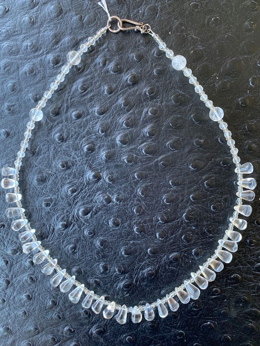 Catenine: Kette mit Bergkristall Tropfen – Nuovo (secondo la descrizione) da Birsfelden venduto da Exclusivity 1
