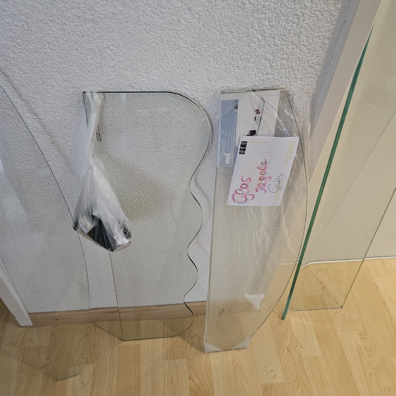 Regale: Wunderschöne 4 glas regale mit halterung – Gebraucht aus wolfhalden von 46464646 6