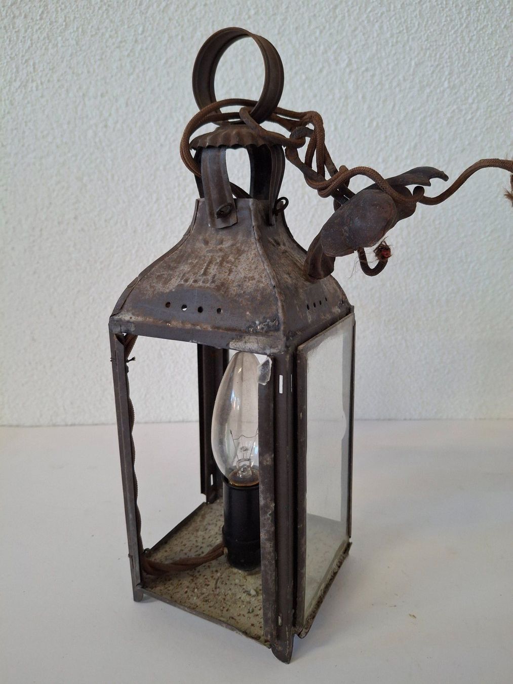 Lampes anciennes: Rustikale Laterne – D'occasion à Reichenburg par AK_78