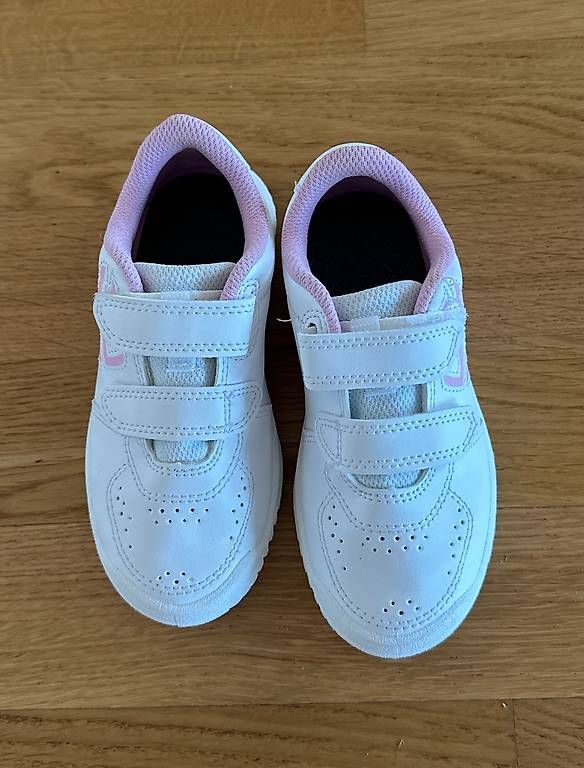 Scarpe per ragazze: Turnschuhe 28 – Nuovo (secondo la descrizione) da Bern venduto da Salamander86