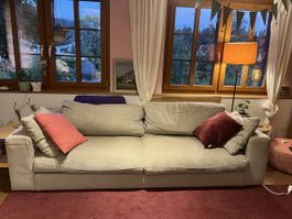 Gemütliches Sofa