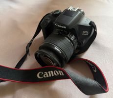 Kamera Canon EOS 1300D mit Objektiv, Inkl ganzem Zubehör.