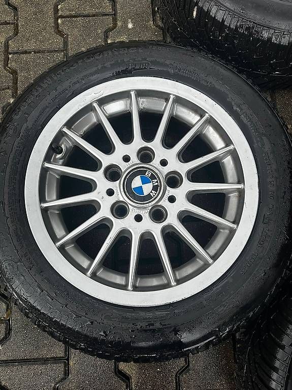 BMW Pneus & Kompletträder: BMW Felgen Styling 32 – Gebraucht aus Windisch von davide.19 3