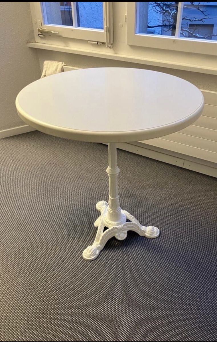 Tables: Tisch – D'occasion à Olten par Lara1967