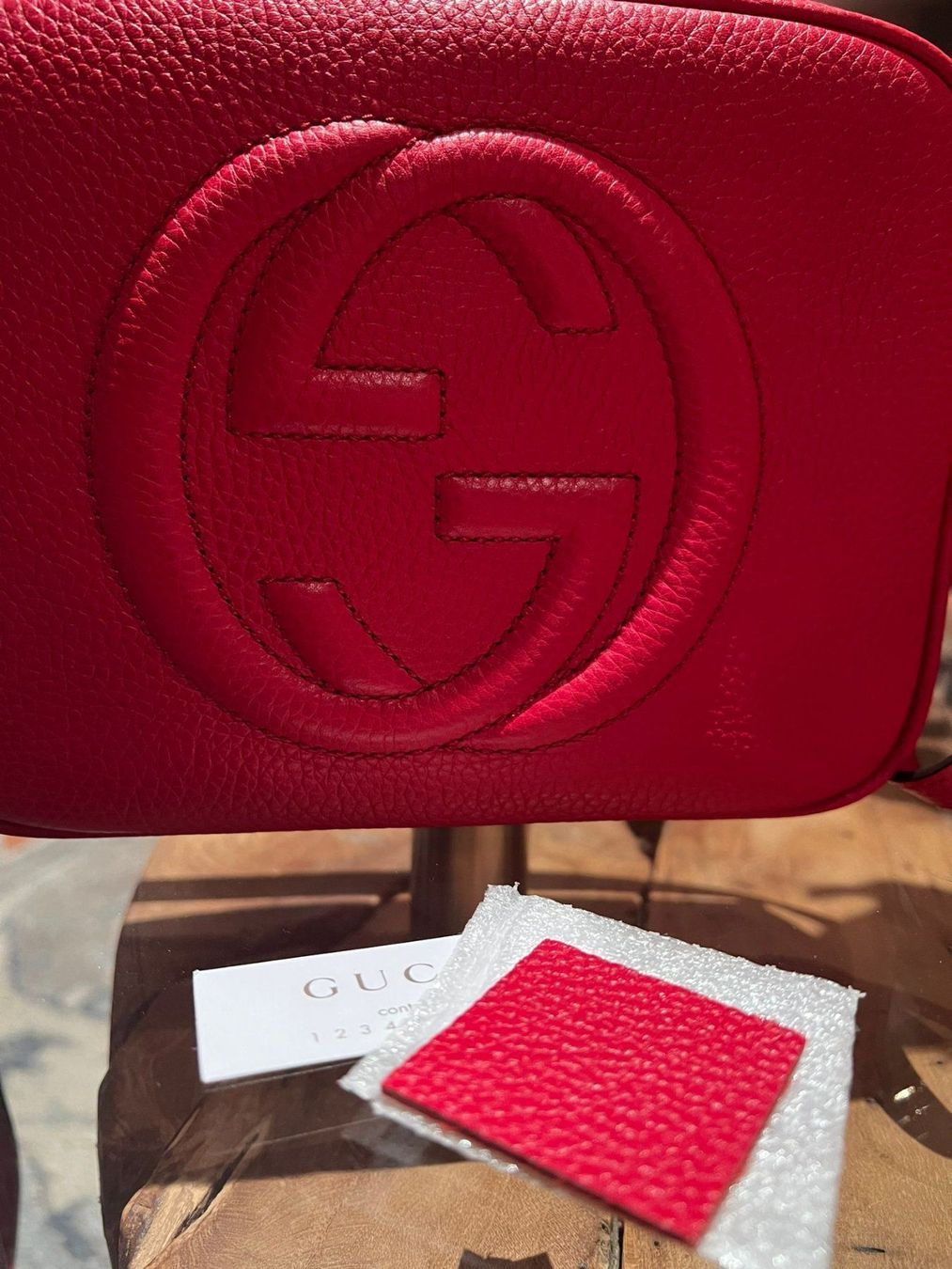 Gucci Sacs femmes: NEU: GUCCI Soho Disco Bag - ROT – Neuf avec emballage d'origine à Bonstetten par Swiss4Sale 8