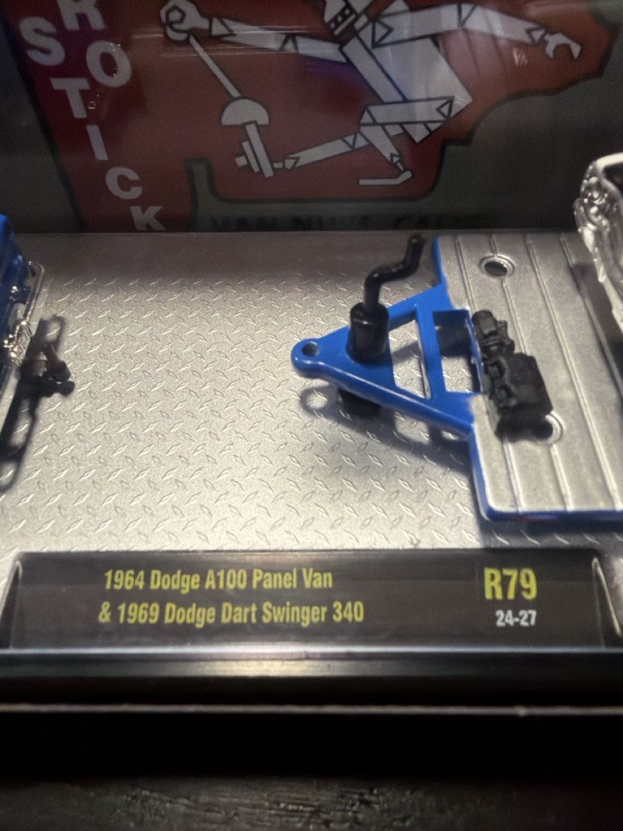 Modellini d'auto: M2 Machines Dodge Panel VAN gespann – Nuovo e nell'imballaggio originale da Brunnen venduto da diecastflave 3