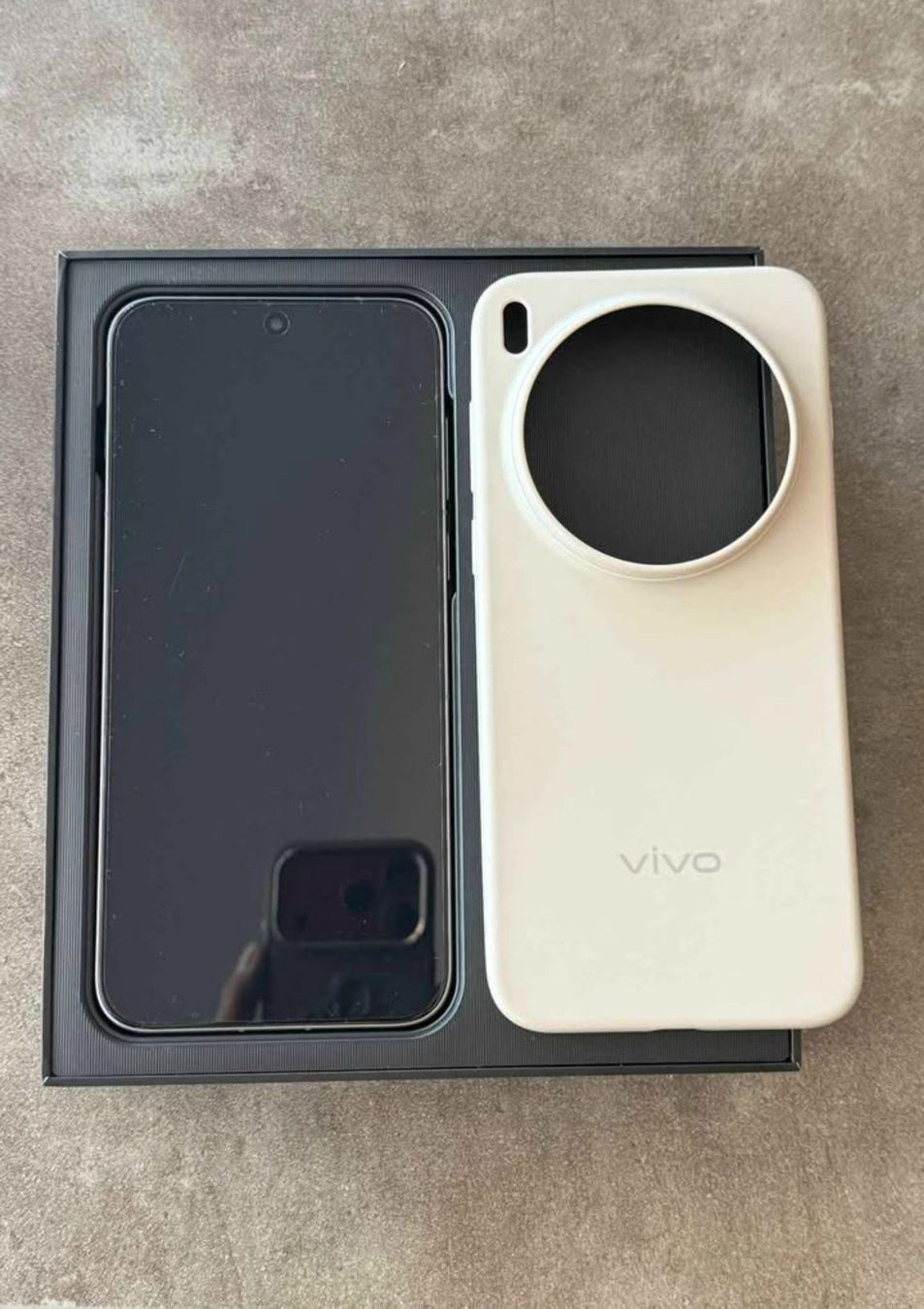 Vivo Telefoni cellulari / Smartphones: Vivo X300 Pro – Nuovo (secondo la descrizione) da Dietikon venduto da fai_fx67 1