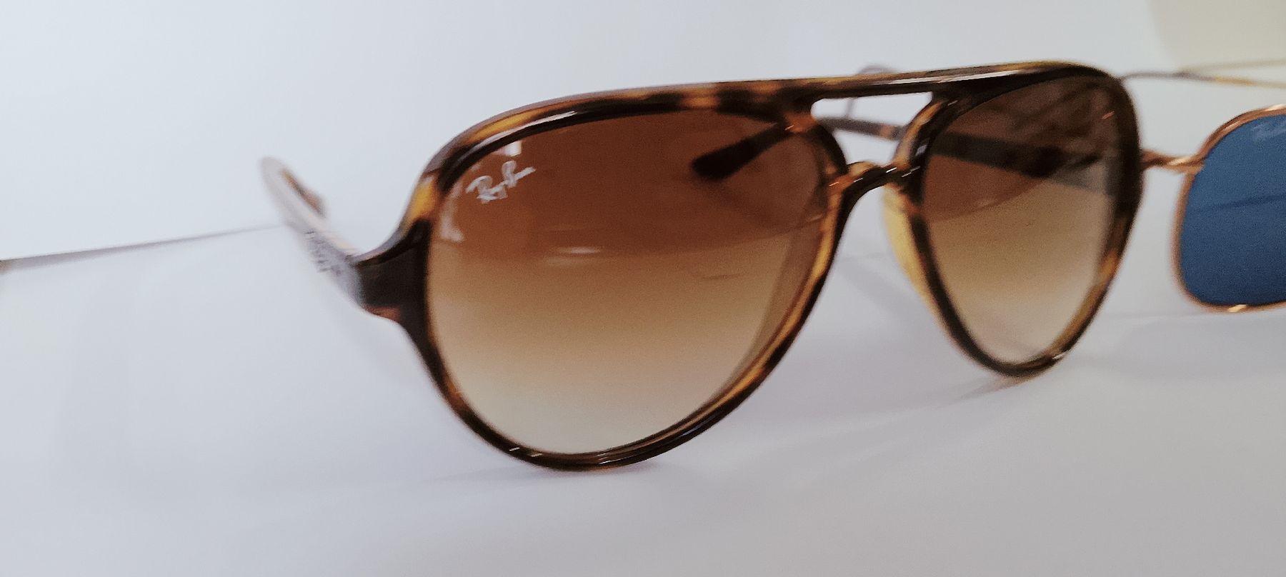 Ray-Ban Occhiali & Lenti: 2x Originale Ray-Ban Sonnenbrillen  – Usato da Biel/Bienne venduto da Vintage-timearts 1