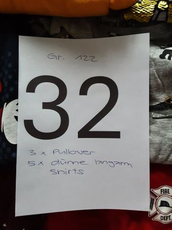 Kinderkleider Paket 32 Gr.122