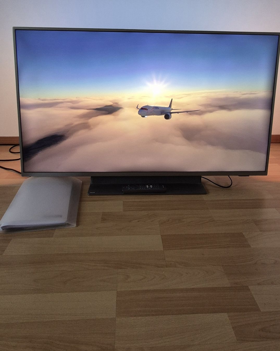 Philips Fernseher: Philips SmartTV 50 Zoll 4K mit Ambilight – Gebraucht aus St. Ursen von Jack_Winzi