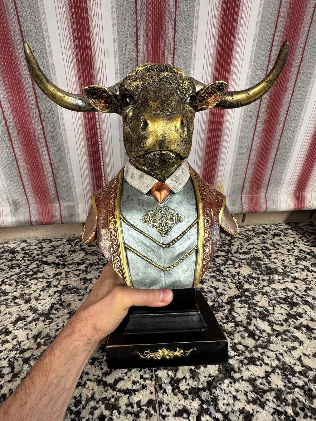 Toutes les décorations: Tolle  Stierkopf-Figur – D'occasion à Winterthur par sportdisco2 5