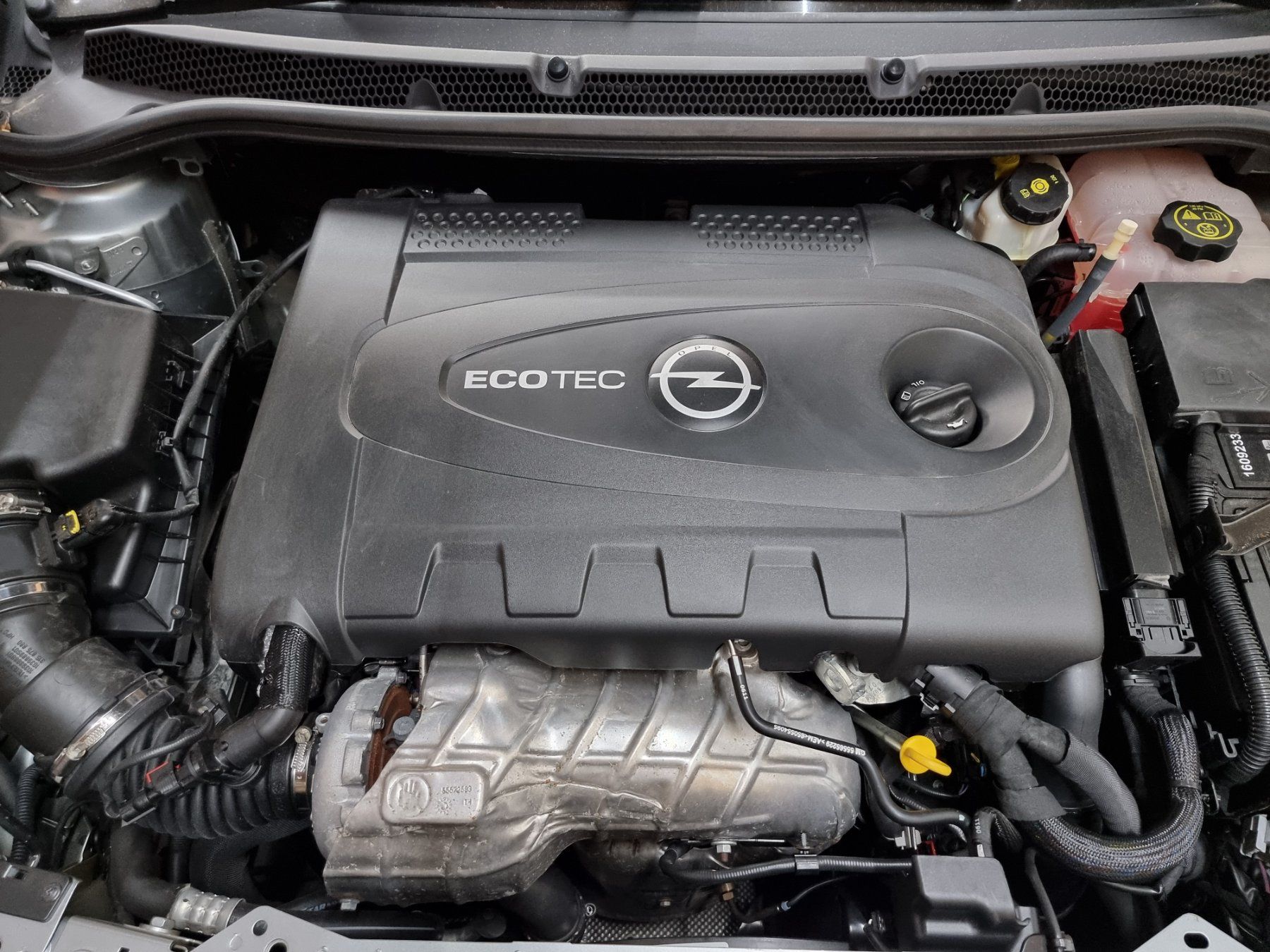 Opel Automobili: Opel Astra J 2.0 Kombi – Usato da Saland venduto da Orselina. 6